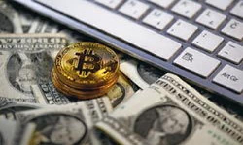 思考一个推广并且便于用户查看的优秀

  以太坊钱包设置指南：打造你的数字财富“保险箱” / 

 guanjianci 以太坊钱包, 钱包设置, 加密货币, 数字资产 /guanjianci 

引言：数字财富的新时代
在这个数字转型的时代，越来越多的人开始接触并投资于加密货币。而以太坊（Ethereum）作为仅次于比特币的第二大加密货币，成为了众多投资者的热门选择。要安全地存储、管理和交易以太坊，首先你需要一个安全可靠的钱包。想象一下，如果说你的资产就像你的银行卡，那以太坊的钱包就是装载数字货币的“保险箱”。

以太坊钱包的种类
在我们开始设置之前，首先要了解有所谓的以太坊钱包可供选择。不同的类型适合不同的用户需求。
ul
    listrong软件钱包：/strong这类钱包又分为轻钱包和全节点钱包，轻钱包更适合普通用户日常使用，而全节点钱包则适合那些愿意维护整个以太坊网络的人。/li
    listrong硬件钱包：/strong这是存储数字货币的物理设备，通常来说被认为更安全，适合长期持有的用户。/li
    listrong纸钱包：/strong也就是将你的私钥打印出来，这种方式简单但容易丢失，不建议新手使用。/li
    listrong在线钱包：/strong由第三方服务商提供，方便但存在安全隐患，一般不推荐储存大量资金。/li
/ul

准备工作：选择一个合适的钱包
选择一个合适的钱包就像挑选一双合适的鞋子，不能只看外表，也要考虑使用的舒适度和安全性。市面上比较知名的以太坊钱包包括 MetaMask、Trust Wallet、Ledger 等。各有优缺点，建议在选择之前充分研究一下。

以太坊钱包设置步骤
接下来，我将为你分享一个如何设置以太坊钱包的详细步骤。就像是烹饪一个复杂的菜肴，我们要一步步来，确保每一步都做到位，最后才能享受到美味的成果。

h4步骤一：下载并安装钱包/h4
如果你选择的是软件钱包，比如 MetaMask，那么首先要前往官网（切勿下载非官网版本，以免中病毒哦）。
ul
    li访问官网，点击下载链接，结合你的操作系统（Windows, MacOS, Linux），选择合适的版本。/li
    li下载完成后，双击安装，跟随提示即可完成安装。/li
/ul

h4步骤二：创建新钱包/h4
安装完成后，打开 wallet，系统会提示你创建一个新的钱包。
ul
    li点击“创建钱包”，你将需要设置一个安全密码。这个密码就像你的前门锁，越复杂越安全，切记不要把它告诉别人！/li
    li接下来，系统会提供一个助记词（Recovery Phrase），务必将其妥善保存。这可是你找回钱包的唯一钥匙，丢了可就悲剧了。/li
/ul

h4步骤三：确认助记词/h4
为了保证你没有把助记词给搞混，钱包会要求你重新输入助记词的某几个单词。仔细比对一下，确保无误。

h4步骤四：开始使用你的以太坊钱包/h4
钱包创建后，你可以在界面上看到你的以太坊地址。就像是你的邮箱地址，这里是你接收以太坊的地方。
ul
    li你可以通过“收款”功能获取你的钱包地址，分享给你的朋友，让他们往里转账。/li
    li如果你想购买以太坊，可以通过交易所进行购买，然后将其转入你的以太坊钱包。/li
/ul

安全性：保护你的数字财富
在设置好以太坊钱包后，不大可能是“画蛇添足”，但安全性绝对是你不能忽视的一环。Wallet就像是一扇门，虽然有锁，但有些人总喜欢用剪刀切开。
ul
    li确保你的钱包软件是最新版本，这样才能及时修复已知的漏洞。/li
    li开启双重验证，无论是你的邮箱还是钱包平台，这样可以就算密码被盗也能增加安全性。/li
    li备份助记词和私钥，保存在一个安全的地方（比如保险箱里），切勿在网上上传或储存哦。/li
/ul

用以太坊钱包的愉快体验
设置完钱包后，享受以太坊带来的无穷乐趣吧！就像一场刺激的冒险，投资、交易、买卖各种数字资产，每一步都充满了惊喜。

h4小技巧：与他人分享和交流/h4
你可以通过社交媒体与朋友分享你的以太坊地址，或者加入某些加密货币社区，与其他投资者交流心得。这不仅可以获取更多的信息，还能增进你的投资技巧。

结语：数字资产的未来
随着区块链技术的发展，以太坊钱包将成为越来越多人的选择。通过本文的指导，相信你已经掌握了钱包的设置方法。无论你是投资小白还是老手，了解如何设置和使用以太坊钱包都是第一步。
总之，无论你在投资方面遭遇什么小烦恼，永远不要放弃学习和探索。数字货币的世界充满了机遇，只要你用心去发现，必定会有不小的收获。

记住，数字财富的保护在于自己的用心，学会设置以太坊钱包，守护好你的“保险箱”才能更好地享受未来的数字生活。

常见问题解答
在这里，我将为大家解答一些关于以太坊钱包设置的常见问题，以便使每位用户都能获得更多的帮助与支持。

h41. 我可以在手机上设置以太坊钱包吗？/h4
当然可以，许多以太坊钱包拥有手机版本，如 Trust Wallet 和 Coinbase Wallet，均支持手机用户快速设置。

h42. 忘记了钱包密码，有办法找回吗？/h4
如果你忘记了钱包密码，却有助记词，依然可以找回。但如果连助记词也丢失了，那可就非常麻烦了。

h43. 如何判断我的以太坊钱包是否安全？/h4
首先，应该选择一个信誉良好的钱包服务商；其次，确保使用双重验证和最新版本的钱包；最后，定期检查钱包的安全性和交易记录。

h44. 我可以使用同一个钱包来存储其他加密货币吗？/h4
这取决于你选择的钱包类型，某些综合性的钱包支持多种加密货币，但以太坊钱包则主要用于存储以太坊及其代币。

通过对这些常见问题的回答，希望大家能更顺利地使用以太坊钱包，愉快地进行各种数字货币交易。

愿你在加密货币的世界中，能够如鱼得水，大获丰收！